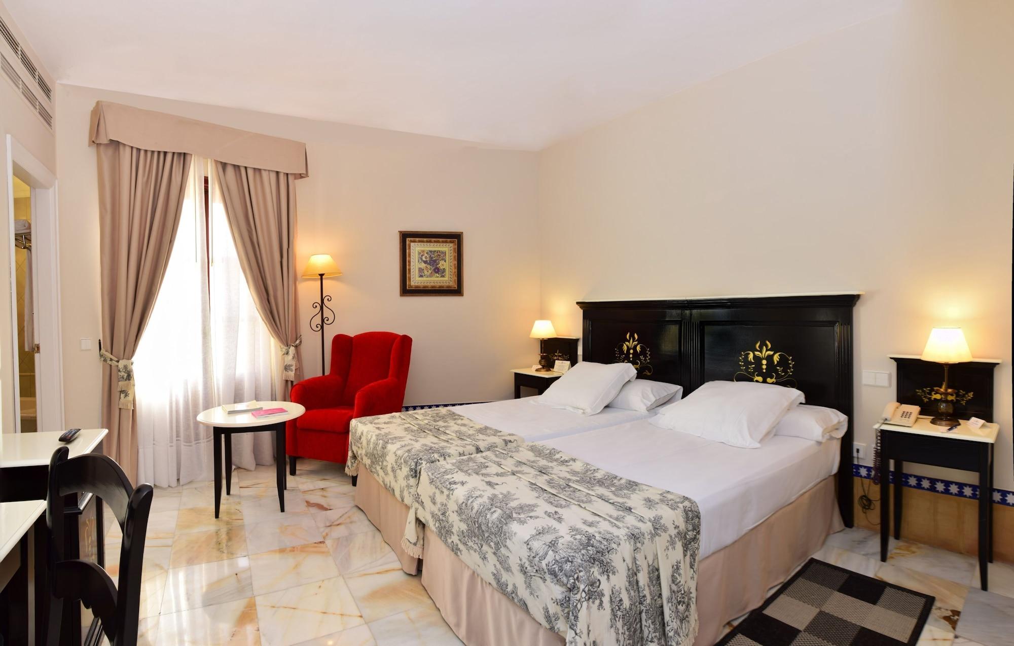 Hotel Alcazar De La Reina Carmona  Extérieur photo
